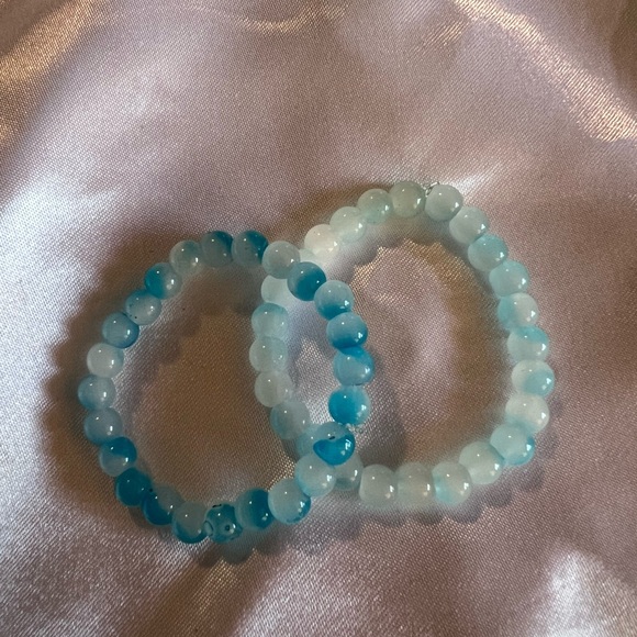 💎 HP💎Lot of Two Handmade Children’s Vibrant Blue Beaded Bracelet Set, Size 5.5” - Picture 1 of 7